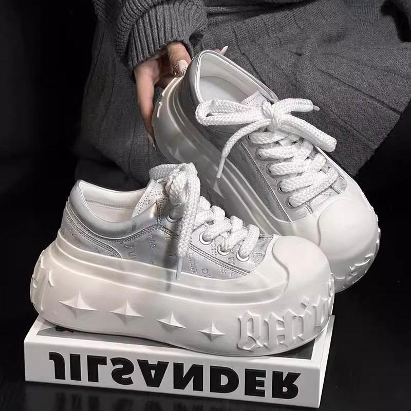Pearlescent polished gold letter thick-soled muffin casual bread shoes dissolving shoes small 6cm small white shoes women's shoes