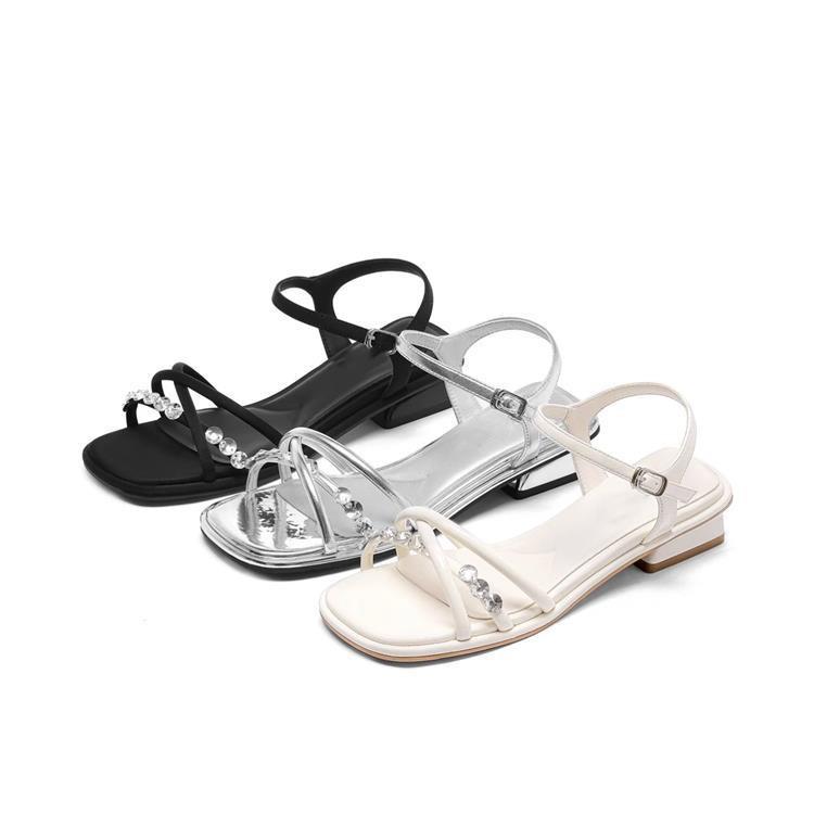 Korean version of silver thick heel fairy style sandals female 2025 summer new retro outer wear versatile skirt vacation sandals