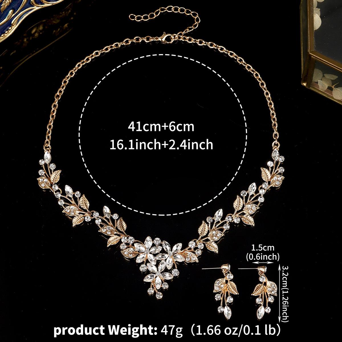 

Елегантний весільний набір біжутерії з кристалами: Кольє та сережки