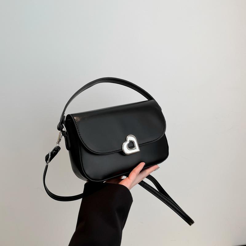 Textured Foreign Style Underarm Handbag Women's 2025 Winter New Fashion Casual Saddle Bag Single Shoulder Messenger Bag