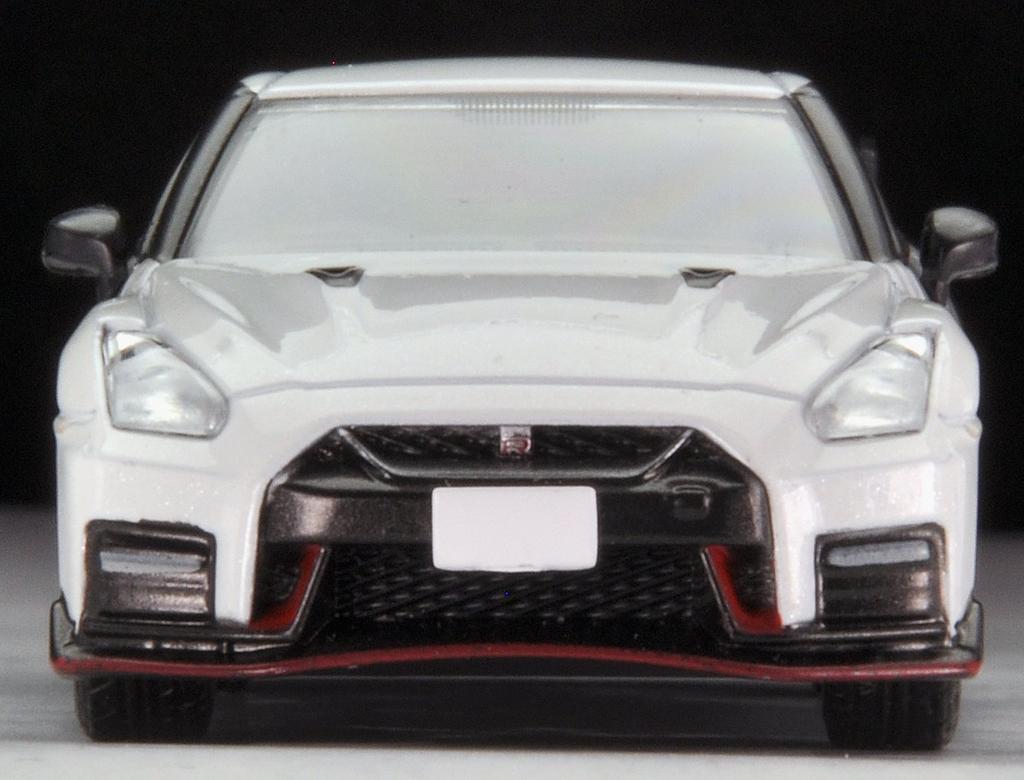Tomica Limited Vintage Neo 164 Scale LV-N153a Nissan GT-R Nismo 2017 Model (White, Finished Product)