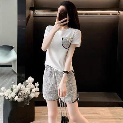Set estivo 2025 coreano a due pezzi: t-shirt a maniche corte e pantaloncini, moda femminile, sciolto, con blocchi di colore, tute casual da donna