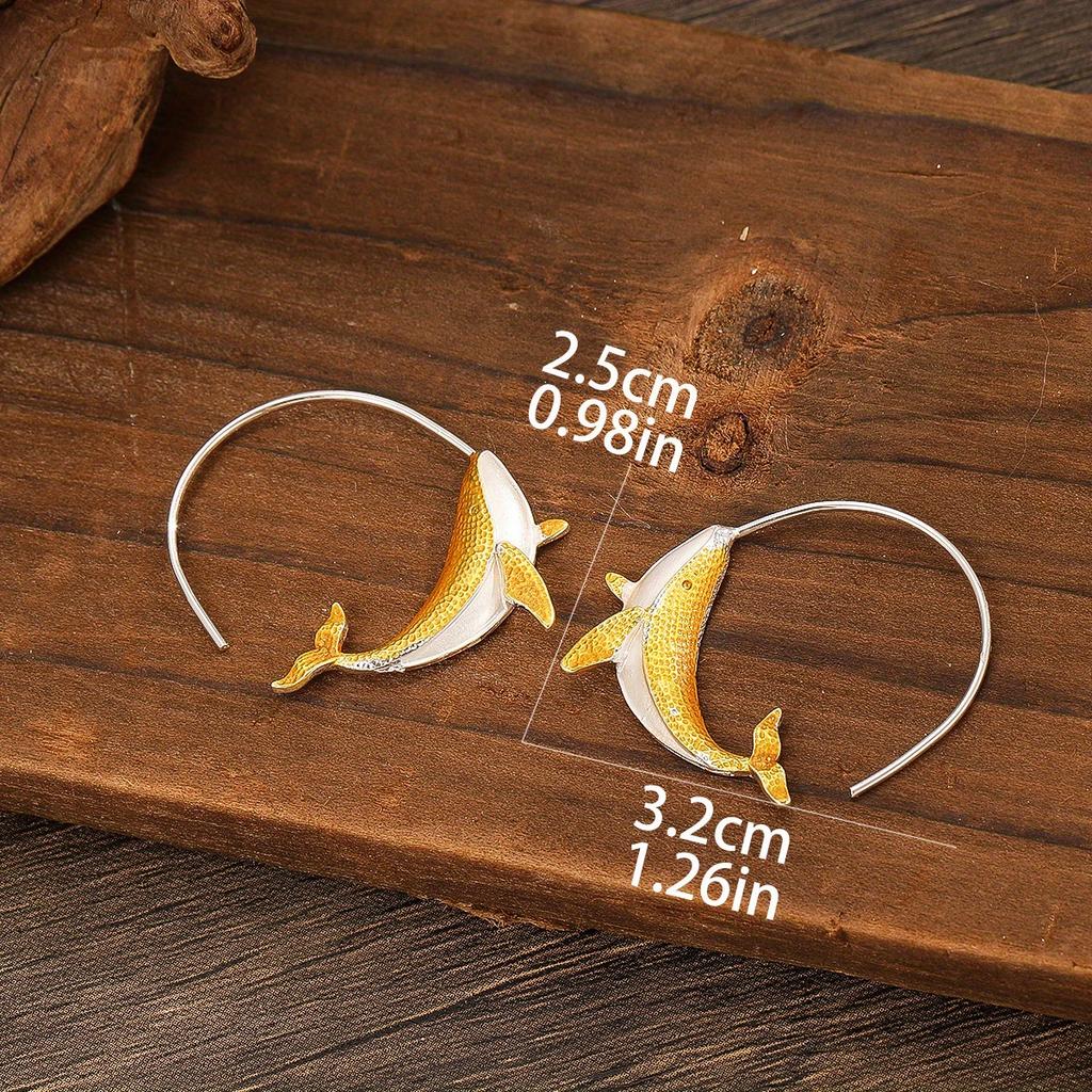 A Pair of Stylish Dolphin Print Retro, Stylish and Creative Women's Earrings