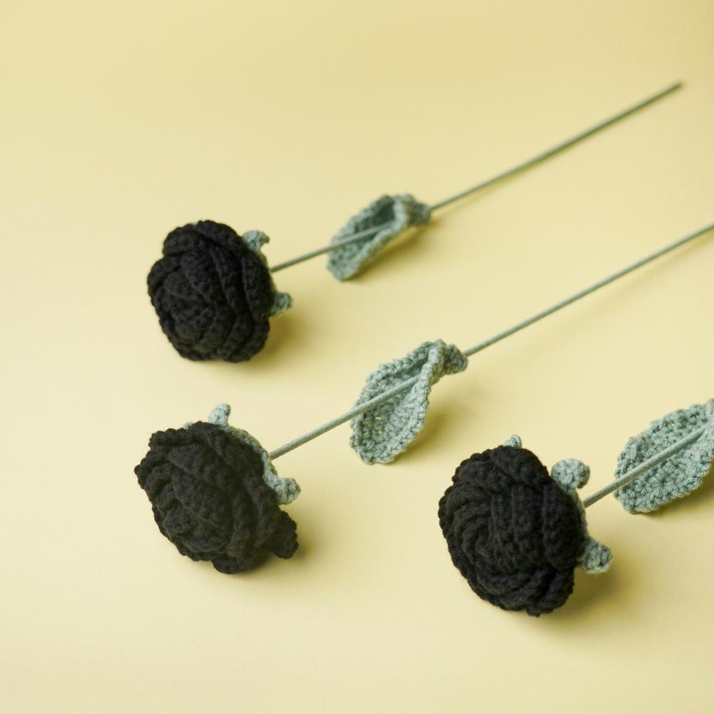 2 Stück Moderne Eleganz Simulationsblume Heimdekoration Esstisch Gestrickte Rose Einzelner Strauß Hochzeit Kunstblume