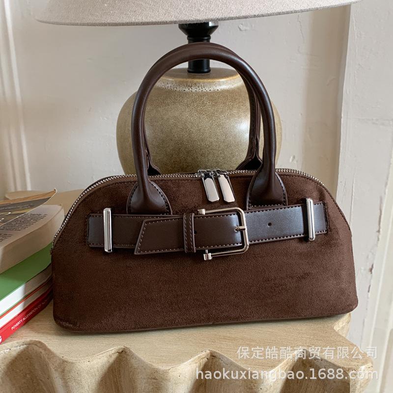 Korean Niche Portable Bowling Bag Women's 2025 Autumn and Winter New Fashion Shell Bag Versatile Shoulder Messenger Bag