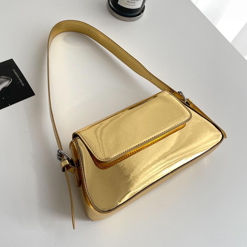 This Year, Glossy Small Bags Are Popular for Women's Versatile 2025 New High-end Textured Messenger Small Square Bags, Shoulder Armpit Bags.