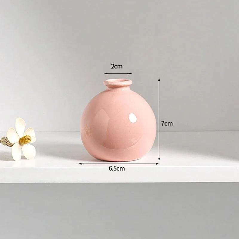 Colorful Ceramic Vase Flower Bottle Flower Vase Vases for Decoration Living Room Mini Solid Hydroponics Bottle Room Decor