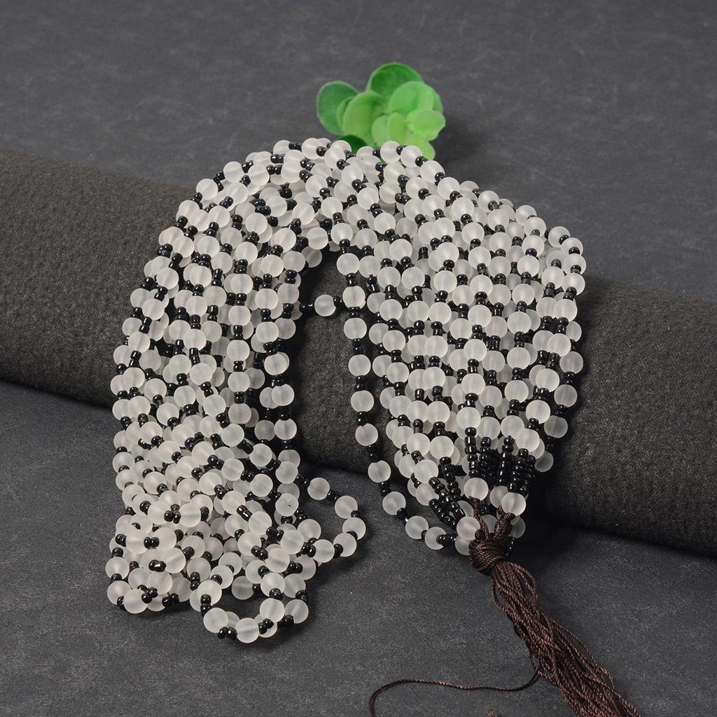 Cordón Tejido a Mano con Cuentas de Vidrio y Colgante de Jade de Guanyin