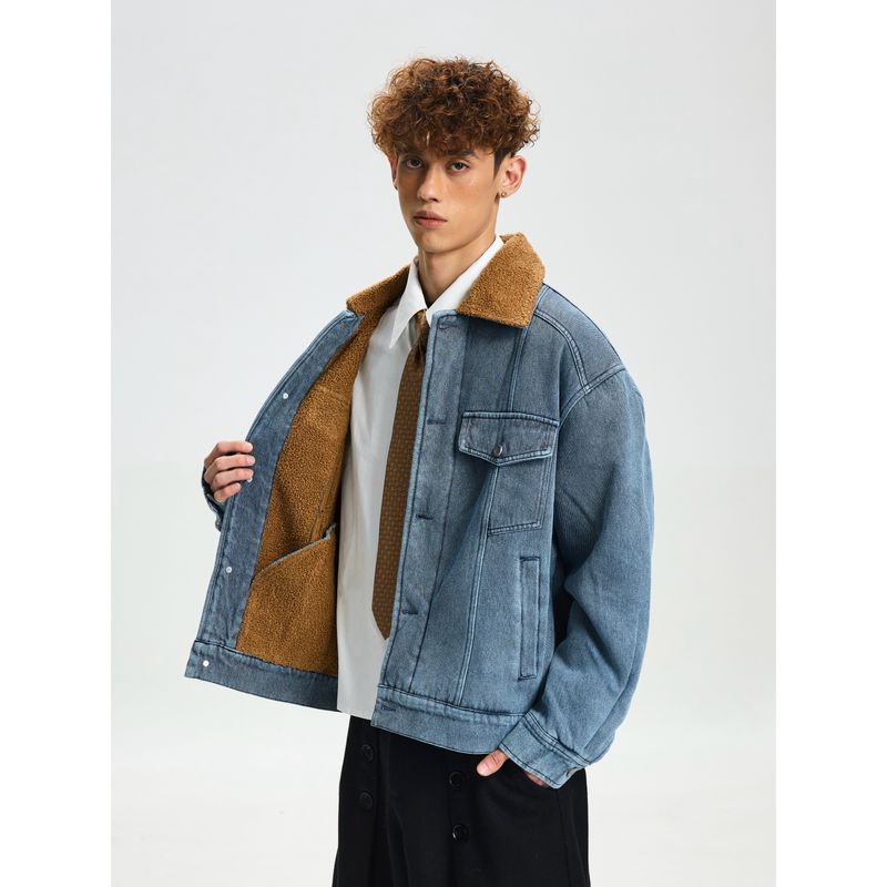 

Cabbage Coke American Retro Lapel Sherpa Fleece Washed Denim Jacket for Men and Women, Patchwork Thickened Design Jacket Water wash blue XL