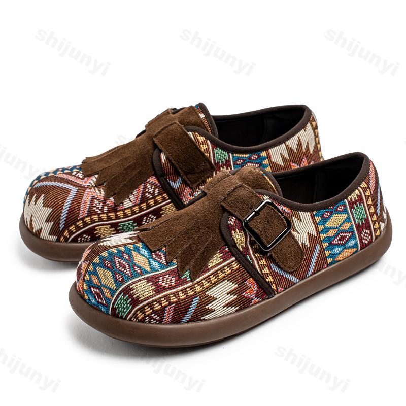 Mode 2025 Herr Casual Loafers Modetrend Tetro Nisch Tjock Sula Casual Platta Skor Slip on Bekväma Lätta canvas Sneakers
