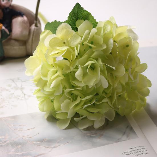 Artificial Flower Realistic Silk Hydrangea Bouquet with Flexible Stems Realistic Color Transitions Soft