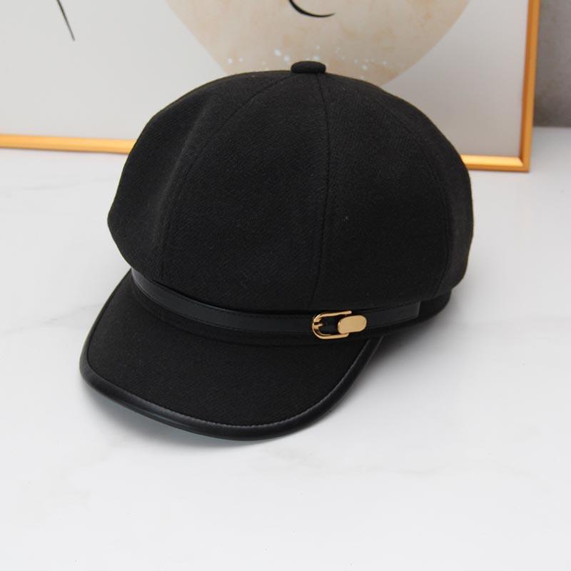 Retro literary and artistic style, black duck tongue beret, women's casual and versatile temperament shows the face, small octagonal cloud hat