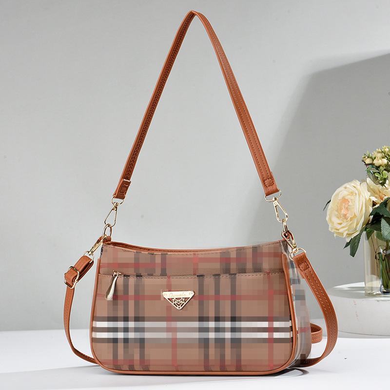 nderarm bag women's new fashion messenger trend large capacity texture middle-aged and elderly shoulder women's bag