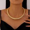 Metal Style Circle Choker: Trendy Geometric Necklace with European and American Flair for Women.