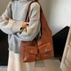 Winter new fashion casual large capacity tote bag women's shoulder retro messenger bag commuter women's bag