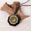 Colier pandantiv Tai Chi Yin Yang din Obsidian Negru cu Ștanțare la Cald și Design Față-Verso