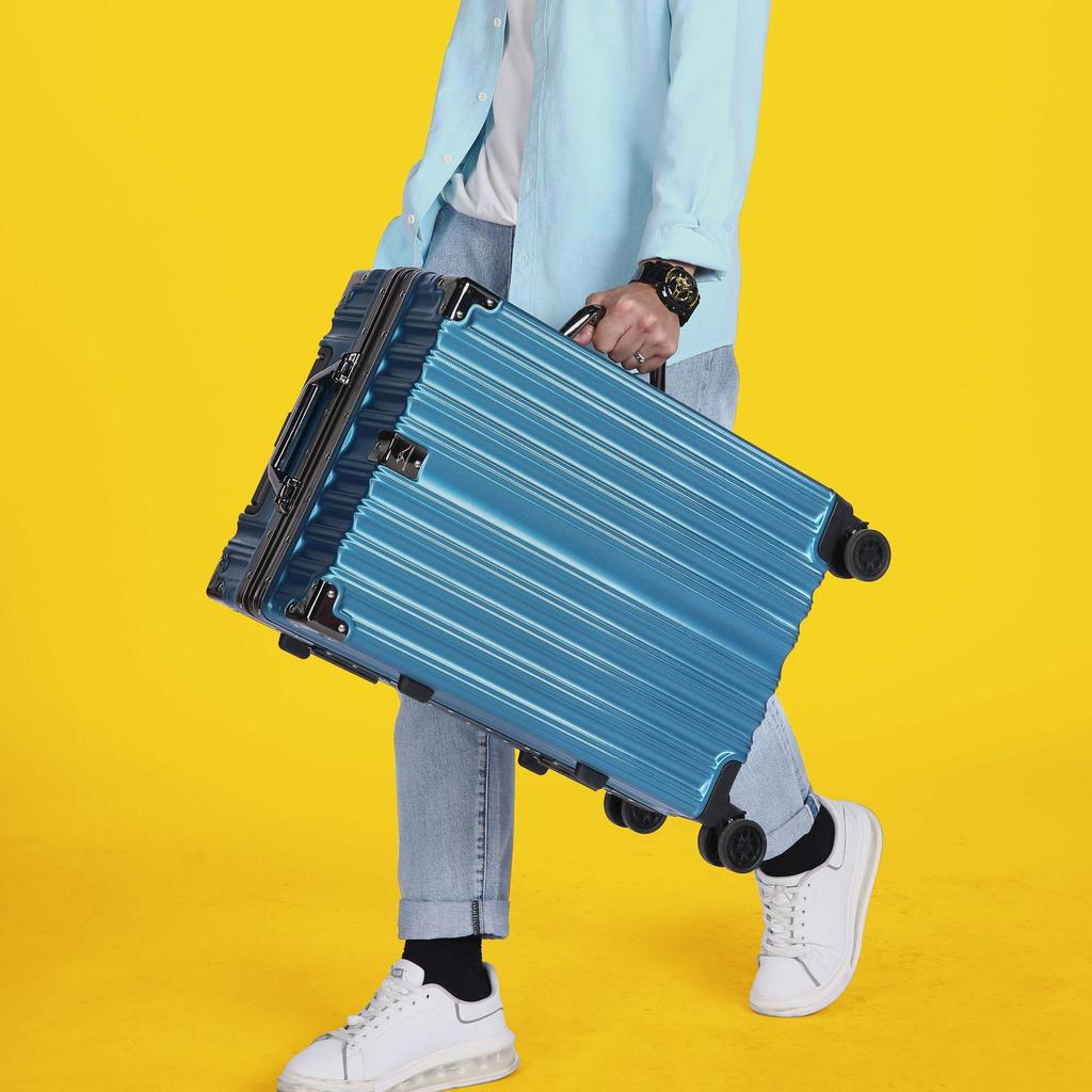 20-Zoll Sturzsicherer Handgepäckkoffer: Damen Trolley mit großem Fassungsvermögen, Universalrädern & Zahlenschloss, gestreifter Aluminiumrahmen