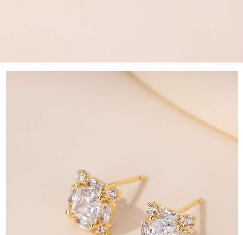 Square Beautiful Ear Studs for Women - New High-End Style Earrings