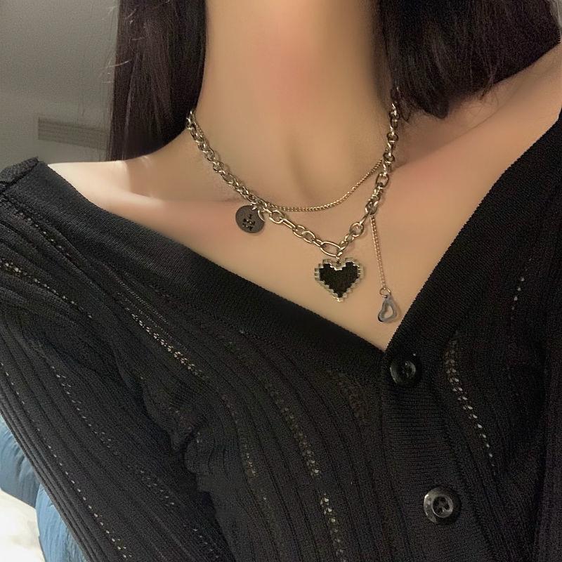 New Women's Heart-Shaped Love Necklace