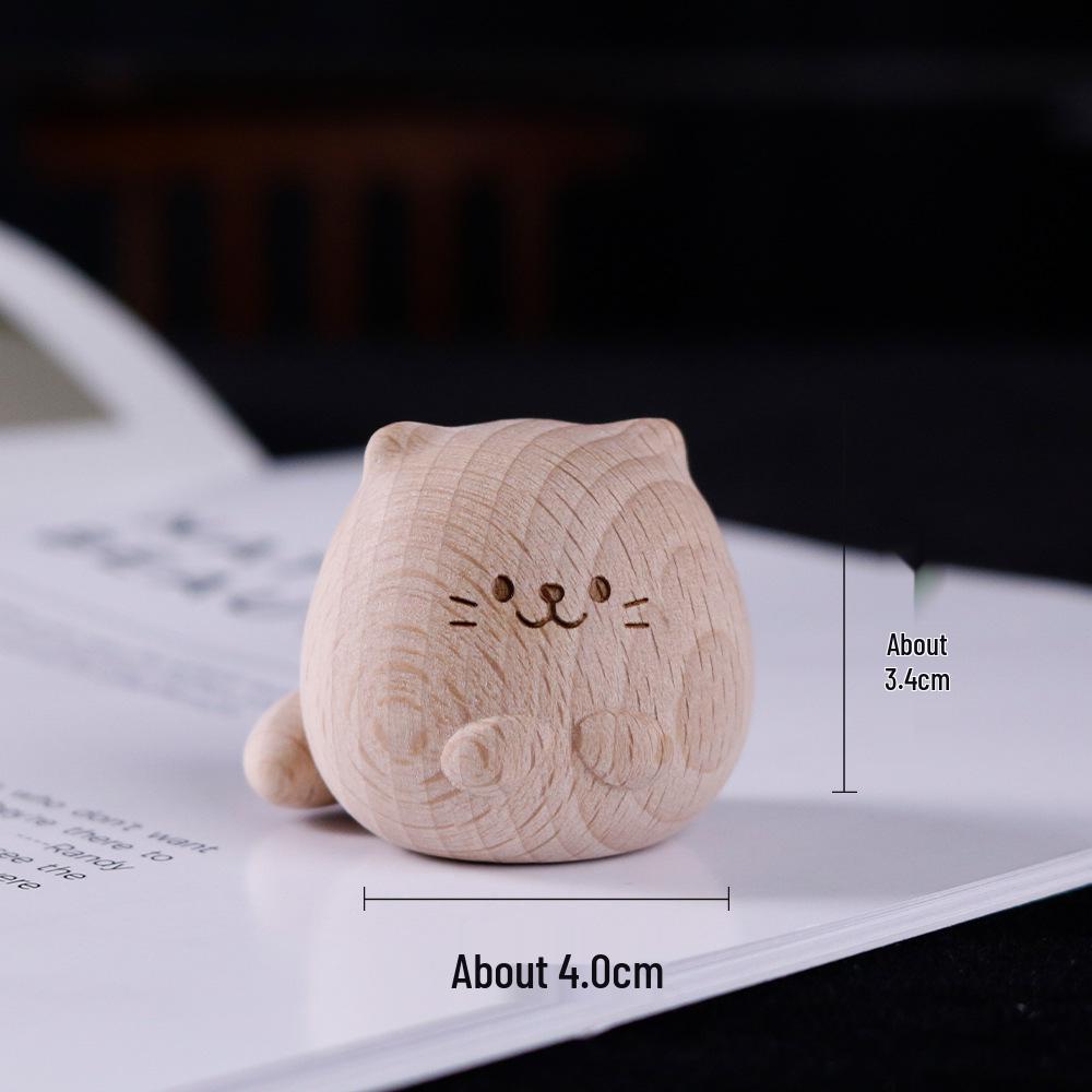 Beech Wood Joyful Cat Desktop Ornament – Year-Round Healing Décor