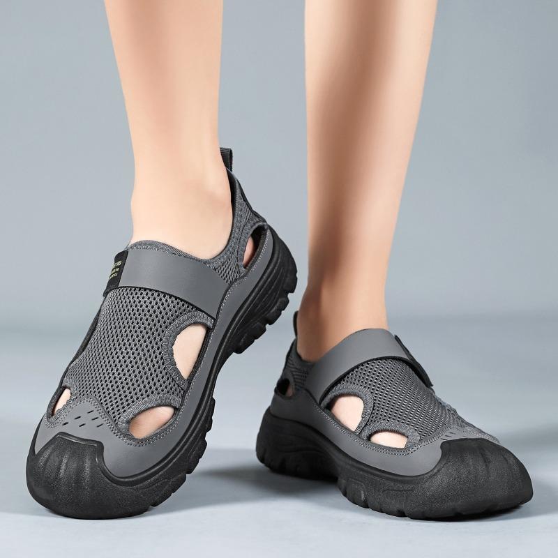 Men Closed Toe Mesh Sandals Soft Sole Elderly Dad Casual Beach Shoes