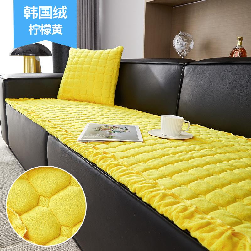 

Winter Plush Sofa Cushion Three-Person Simple Non-Slip Seat Cushion Dirt-Resistant Warm Leather Sofa Seat Cushion 70*70cm