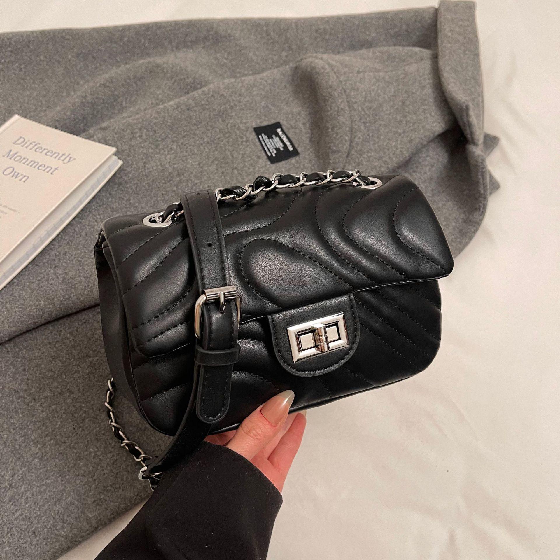 

Шикарная вышитая квадратная сумка кроссбоди 2025 - женский стиль под мышкой чёрный