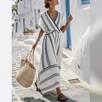 European And American Style Fashion Style Summer New Striped Summer Vacation V-Neck Women'S Sleeve Pleated Pendulum Dress