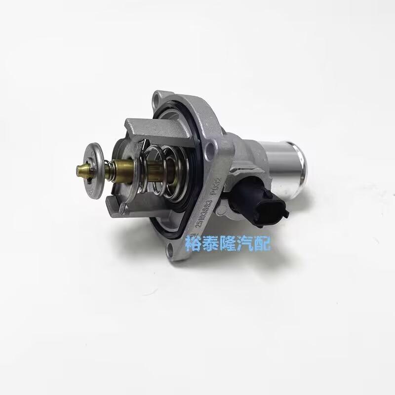 Engine Coolant Thermostat For Chevrolet Aveo Aveo5 Sonic Cruze 1.6 1.8L Trax Vauxh- Opel Astra Zafiran OEM 96984104 25193683