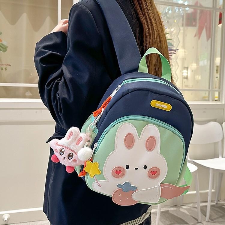 New Kindergarten Schoolbags Small Classes Cute Little Bears Children's Backpacks Backpacks for Hiking and Leisure.