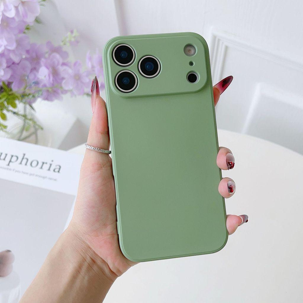Suitable for iPhone 17 Promax full range Rubik's Cube straight edge liquid silicone phone case, all inclusive, precision hole phone case