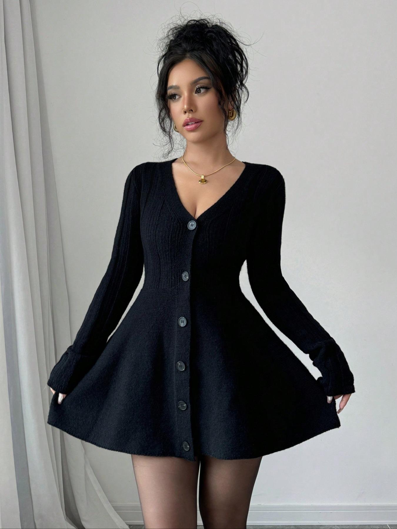 

European & American V-neck Knit Dress: Slimming Waist, Long Sleeve, A-line, Short Skirt, Solid Color, 2026 Style for Women M чёрный