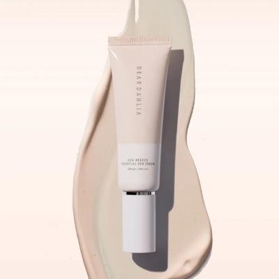 Sun Breeze Essential Сонцезахисна сироватка