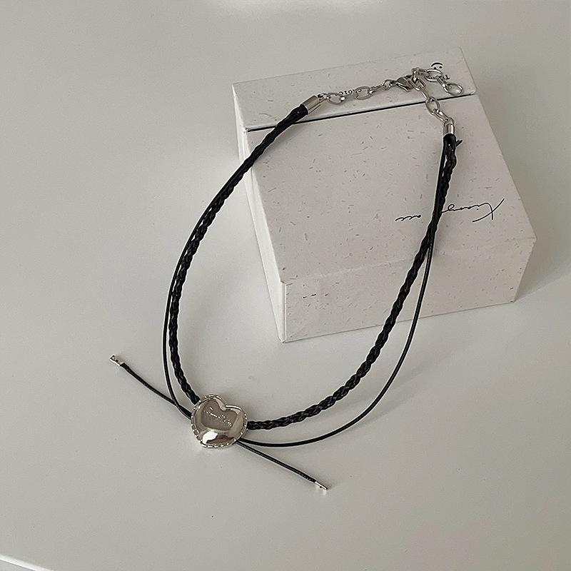 

Двухслойное кожаное ожерелье с подвеской «Любовь», женское, нишевое, простое, индивидуальное, легкое, роскошное, универсальное, цепочка на ключицу