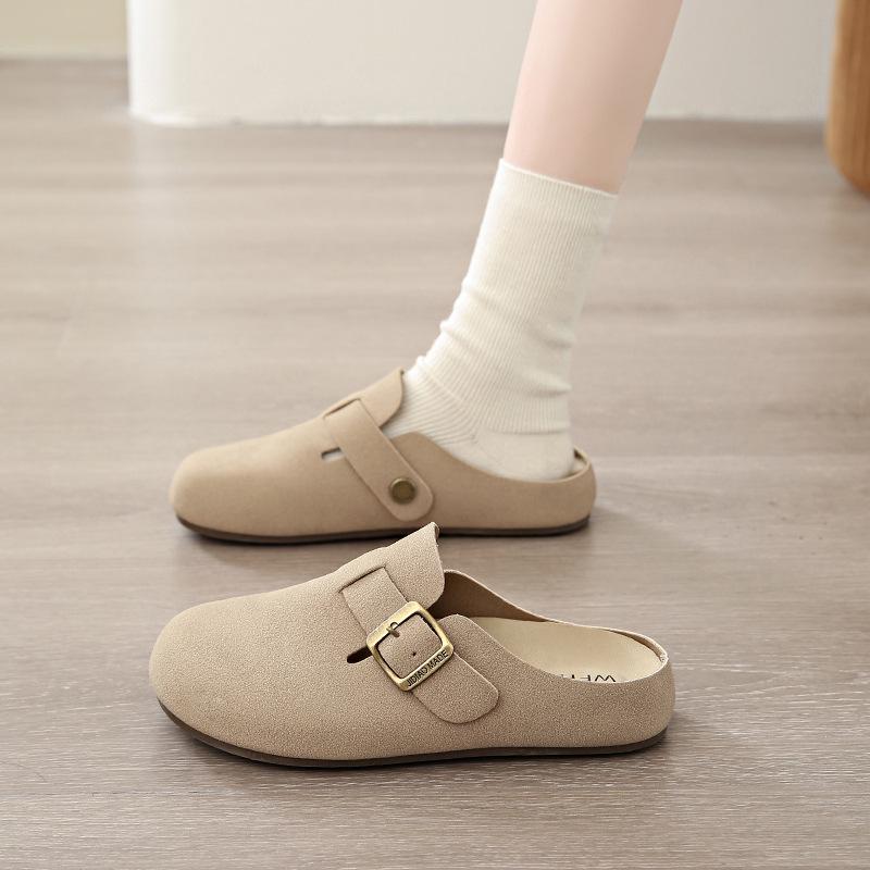 

Женские мюли на платформе Birkenstock Весна 2025 – Остроносые шлепанцы без задника с внутренней высотой. 40 бежевый