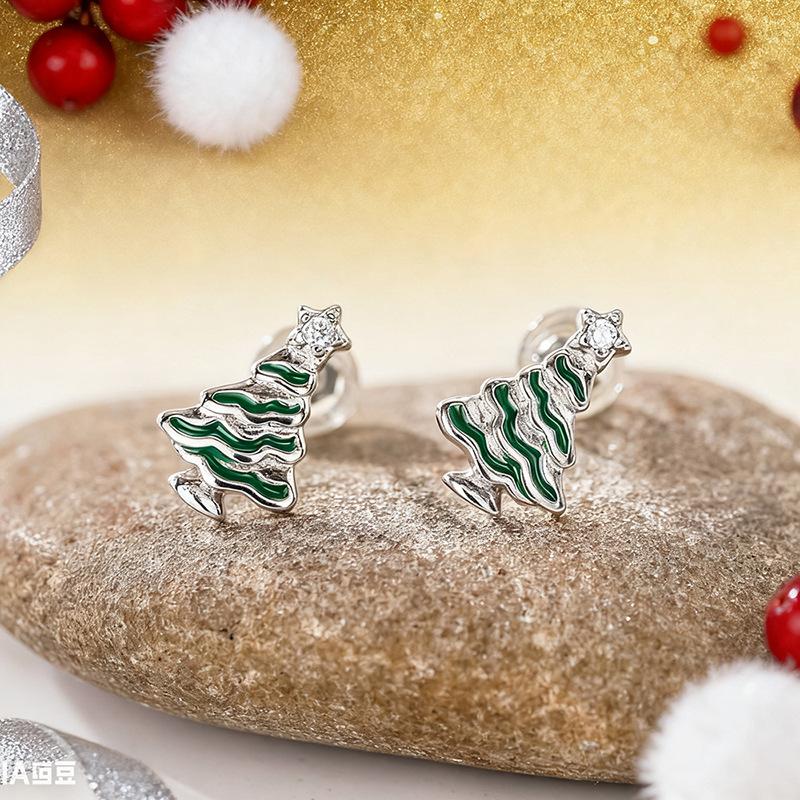 Exquisite and small Korean version of stud earrings for women, painted oil Christmas tree lady jewelry TikTok Christmas jewelry