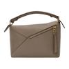 Loewe Bolso Pequeño de Piel de Becerro con Textura Puzzle para Mujer Color Topo A510P60XAW-3170