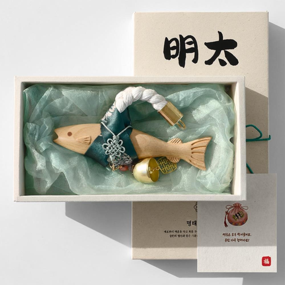 THINKHAUS Korean Traditional Dried Pollock Good Luck Wooden Magnet Red