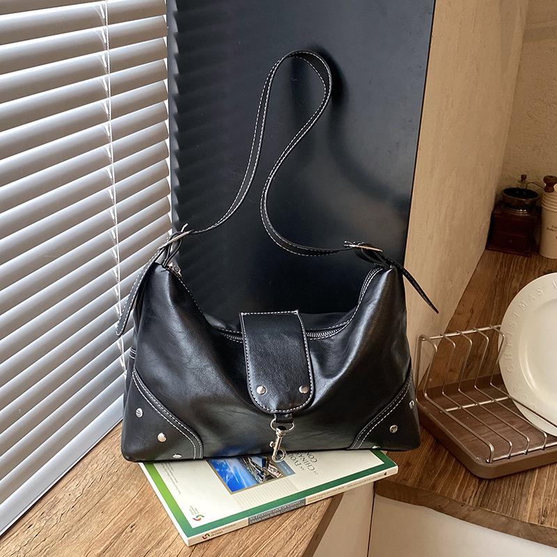 2026 Women's Retro Leather Tote: Large Capacity, Solid Color, Commuting Shoulder & Crossbody Bag