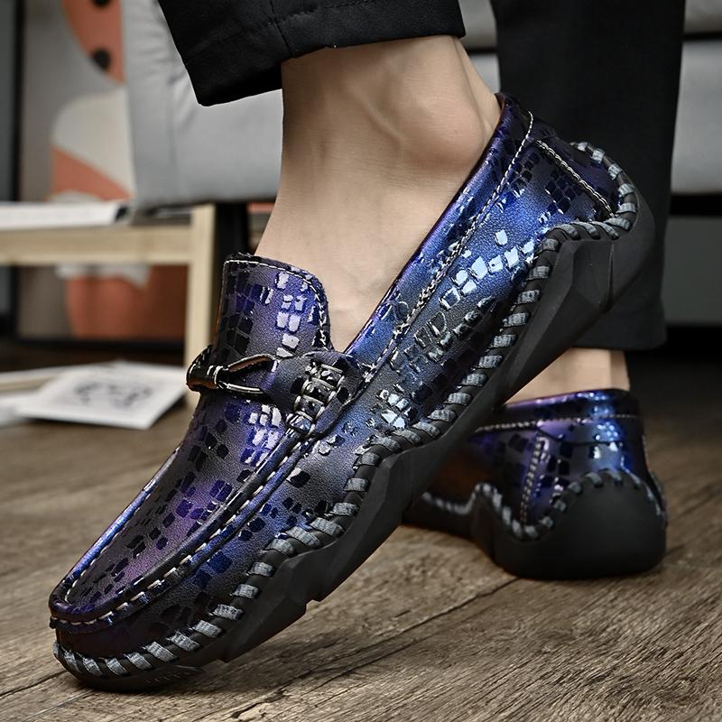 Big Size 38-48 Genuine Leather Moccasins Loafers Lightweight Men Casual Soft Slip On Driving Shoes for Men Fashion Men Shoes