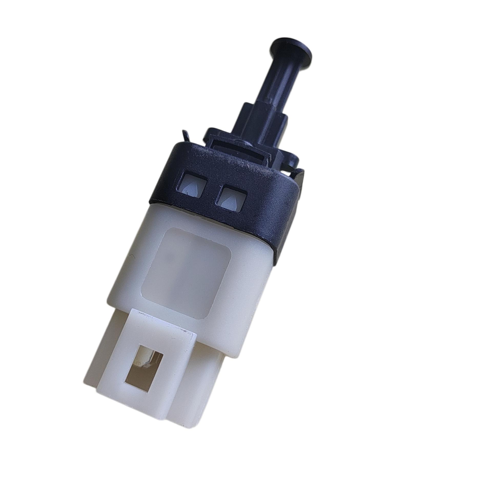 Compatible Brake Light Switch for GM EXCELLE 96874570 KSD