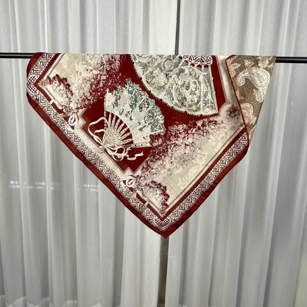 68x68cm Floral Velvet Scarf for Women Lightweight Square Scarves Elegant Spring/Summer Fashion Shawl Neckerchief Luxury