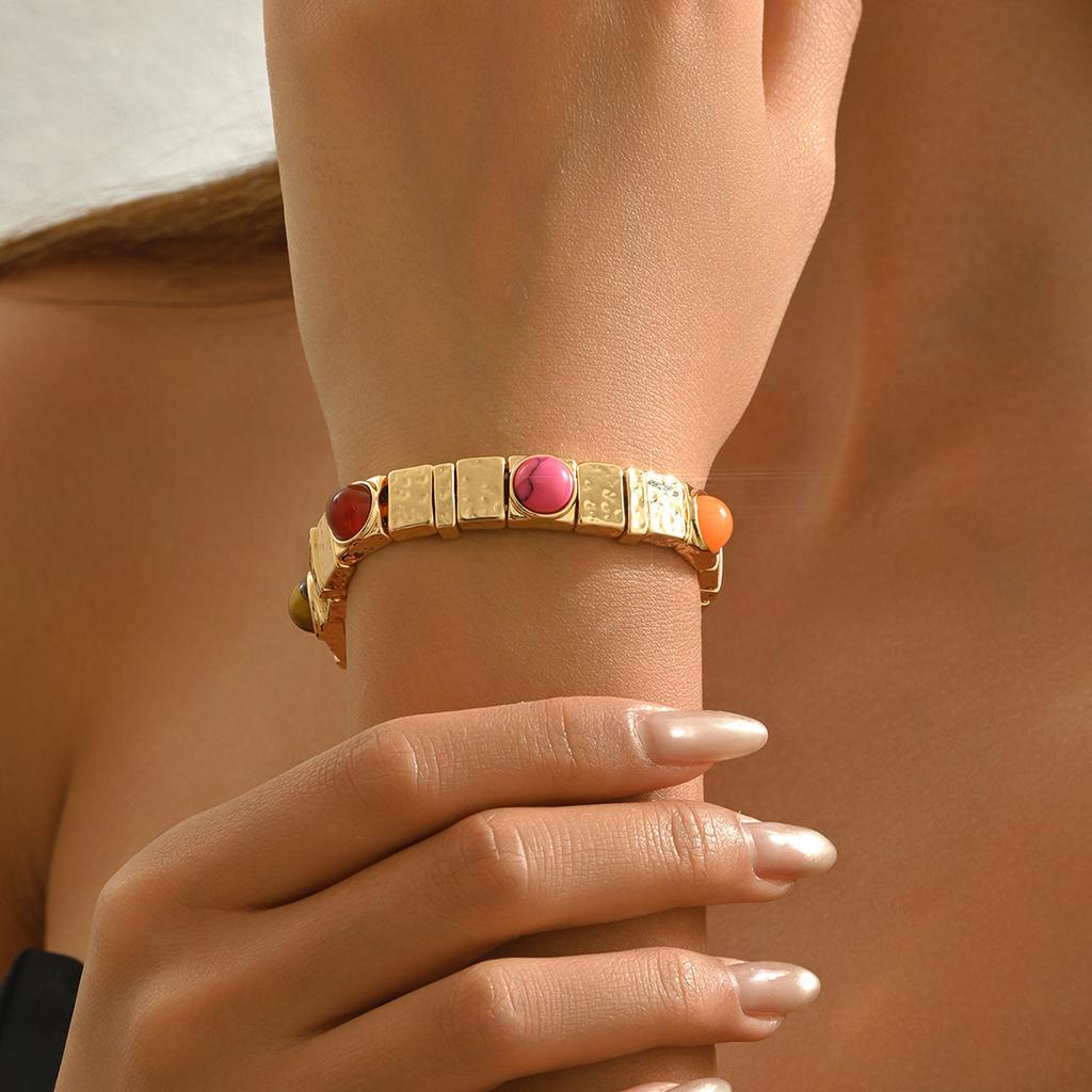 Vintage European and American Style Women's Jewelry Niche Gemstone-Encrusted Design High-End Bracelet Versatile Bangle Wholesale