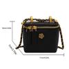 A small handbag made of exquisite color PU material, fashionable and popular styles, improve temperament