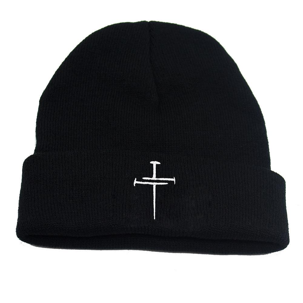New cross embroidery knitted hat autumn and winter European and American men's and women's outdoor warm wool hat pullover hat cold hat