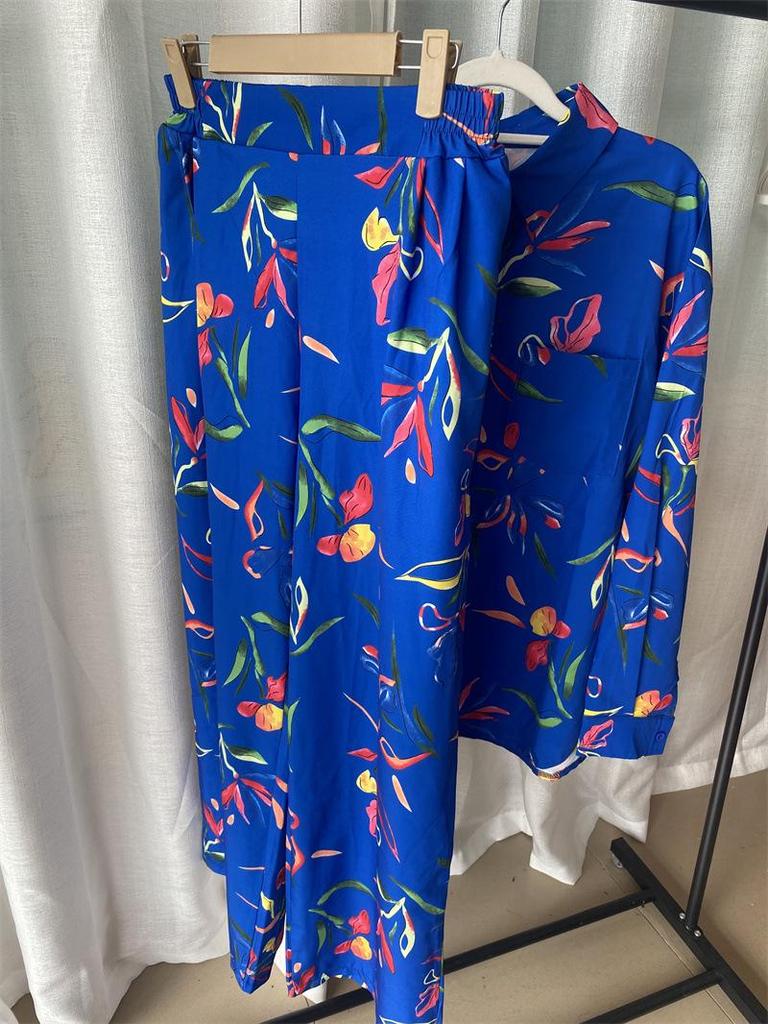 2024 Bright Print Plus Size Tie-Up Shirt & Straight-Leg Pants Set