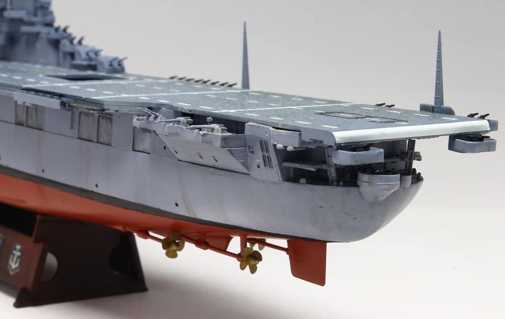 World of Warships US Navy Flugzeugträger Essex Plastikmodell WOW49503 Platz/Italeri 1/700