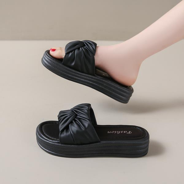 

Тапочки женские летние туфли на плоской платформе женские роскошные шлепанцы низкие пантофле массажные дизайнерские пляжные мягкие 2025 повседневные ткани Рим 35