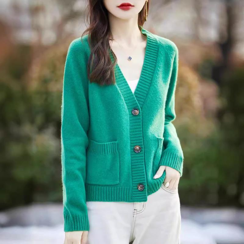 Knitted Sweater Loose Early Autumn New Women's Sweater Jacket Short Thickened Women's High-end Lazy Wind Cardigan