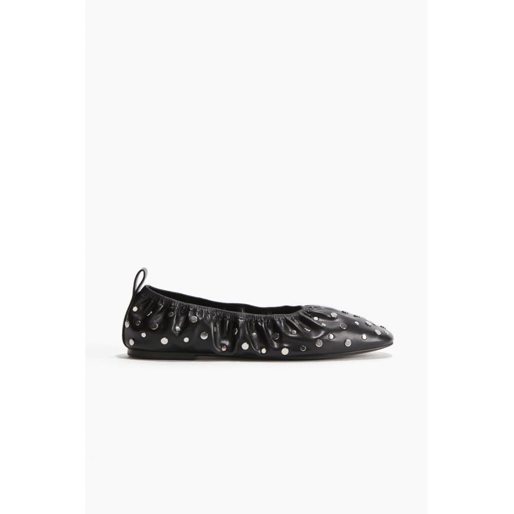 

Туфли HM Stud Detail Flat Цвет: черный, серебристый
